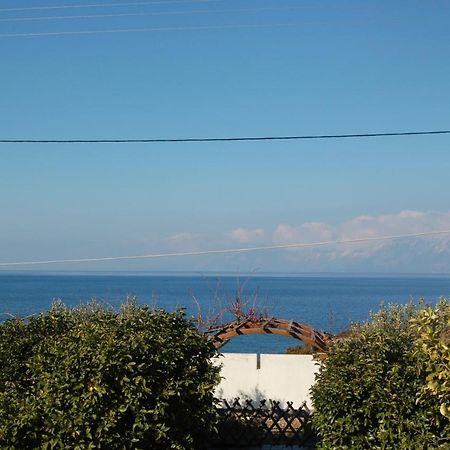 Villa Sul Mare Chalkida Exterior photo